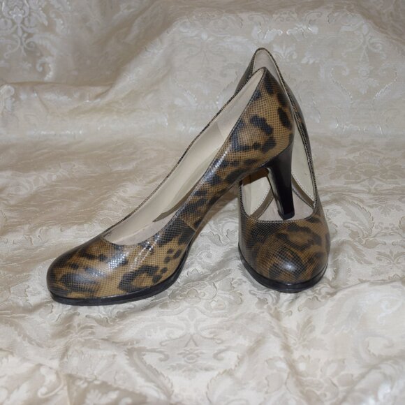 NATURALIZER N5 Comfort Heels Leopard Print Size 7.5 - Picture 1 of 8